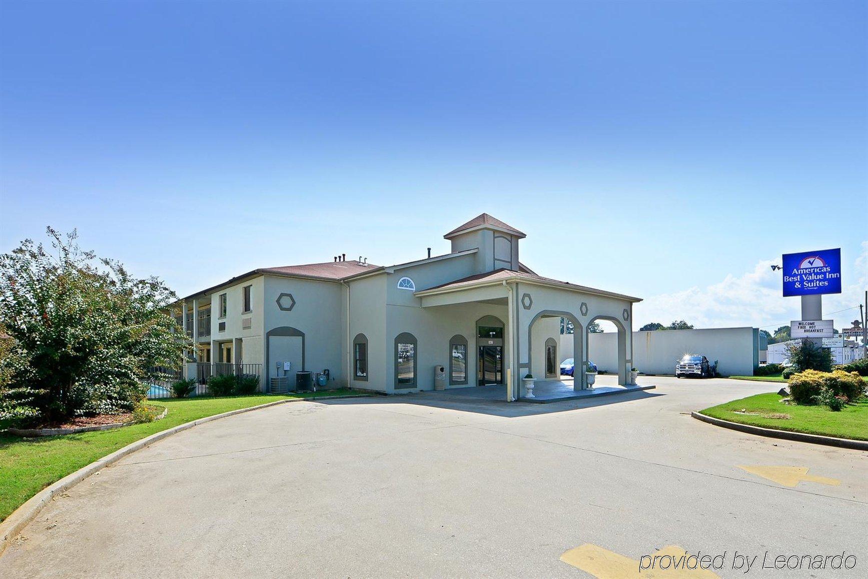 Red Roof Inn Маскл Шолс Экстерьер фото
