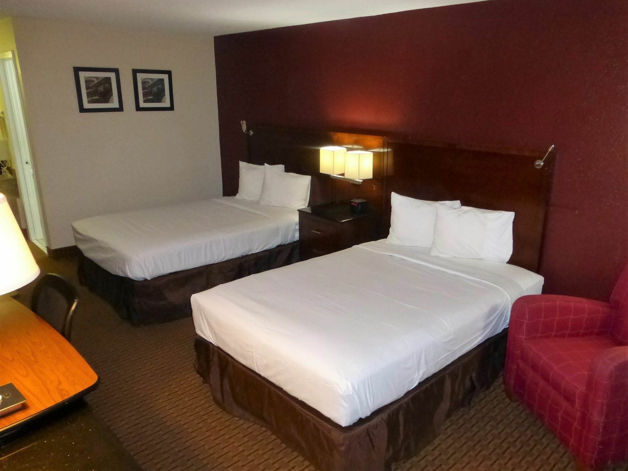 Red Roof Inn Маскл Шолс Экстерьер фото